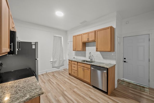 38 E Innis Avenue, Columbus, OH 43207