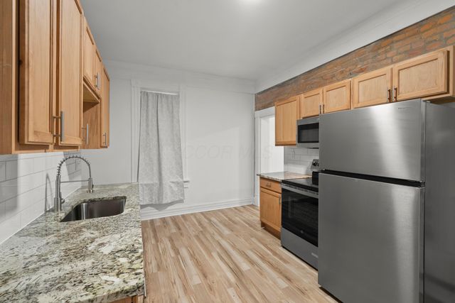 38 E Innis Avenue, Columbus, OH 43207