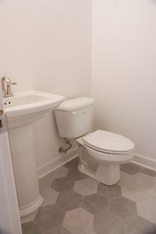 9589 GRAYS VALLEY CV, Cordova, TN 38018