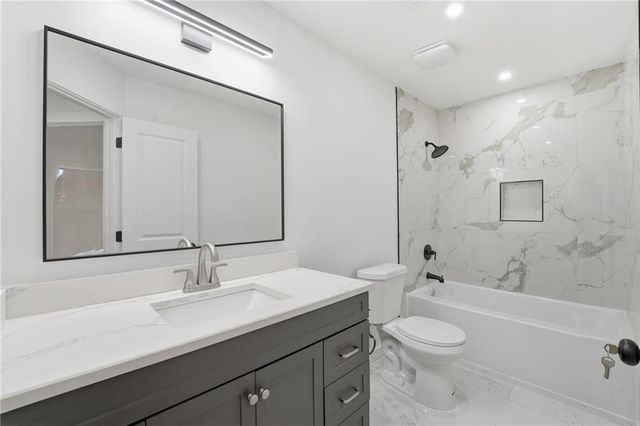 6381 Phillips Creek Drive, Lithonia, GA 30058