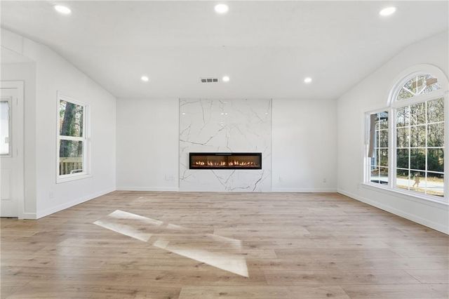 6381 Phillips Creek Drive, Lithonia, GA 30058