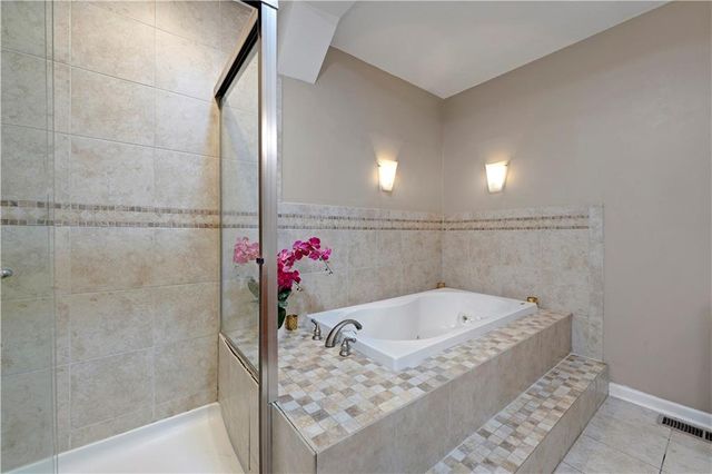 3738 N 123RD Street, Kansas City, KS 66109