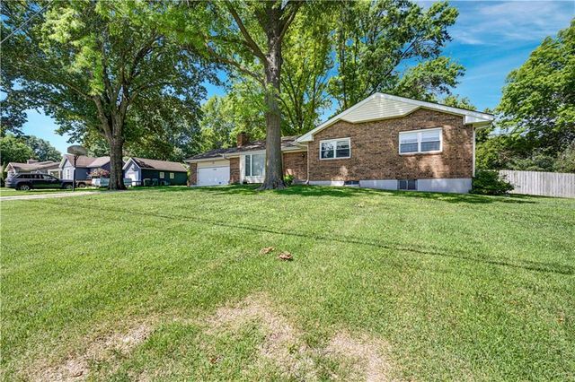 3738 N 123RD Street, Kansas City, KS 66109