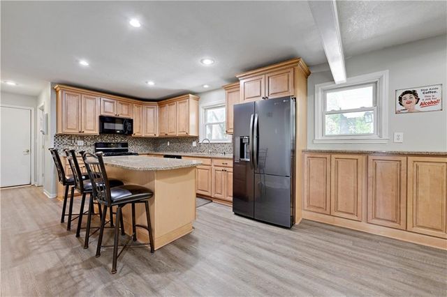 3738 N 123RD Street, Kansas City, KS 66109