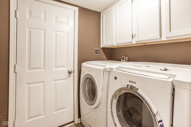 10949 Haig Point Drive, Fishers, IN 46037