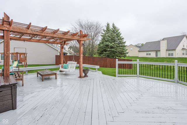 10949 Haig Point Drive, Fishers, IN 46037