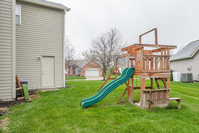 10949 Haig Point Drive, Fishers, IN 46037