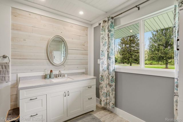 12452 Canada Road, Birch Run Township, MI 48415