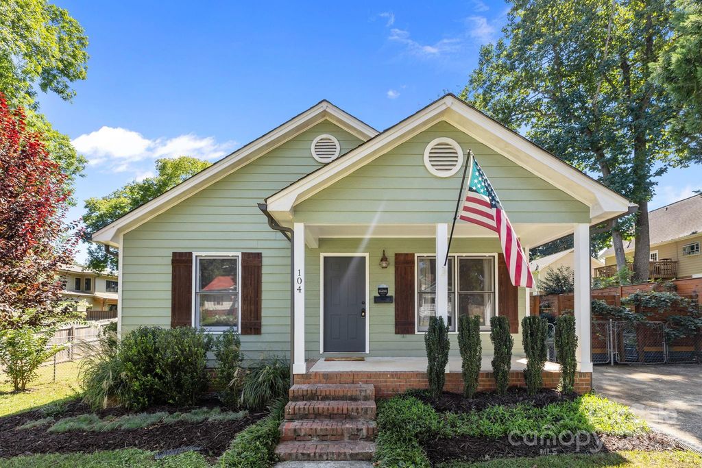 104 Oak Street, Belmont, NC 28012