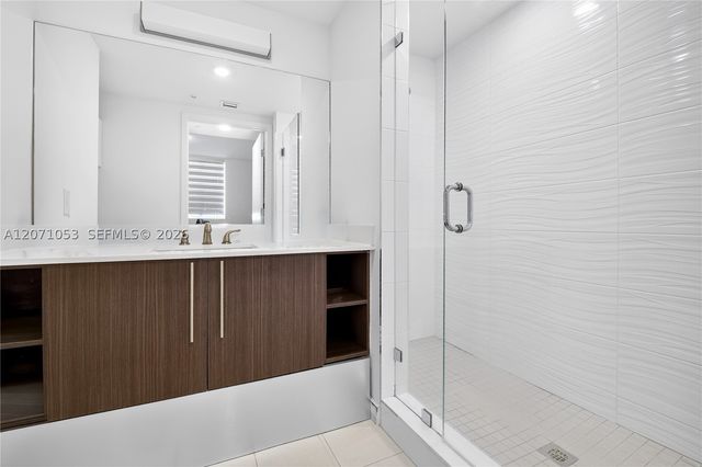 7875 NW 107th Ave 614, Doral, FL 33178