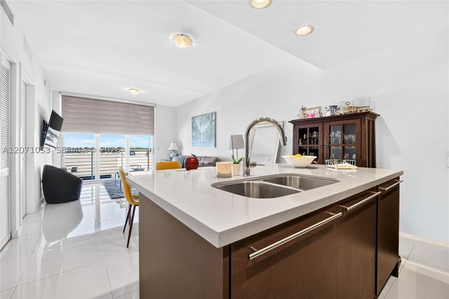 7875 NW 107th Ave 614, Doral, FL 33178