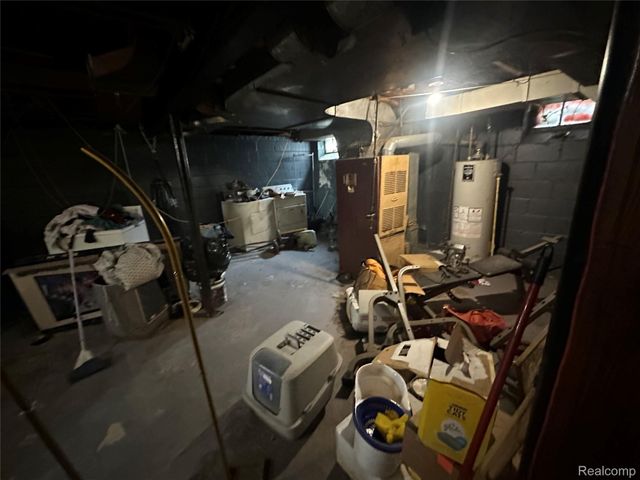 9091 Warwick Street, Detroit, MI 48228