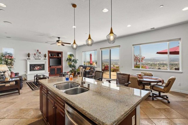 1824 Verano Vista, San Marcos, CA 92078