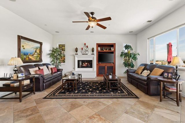 1824 Verano Vista, San Marcos, CA 92078