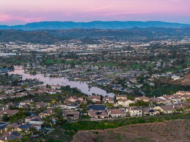 1824 Verano Vista, San Marcos, CA 92078