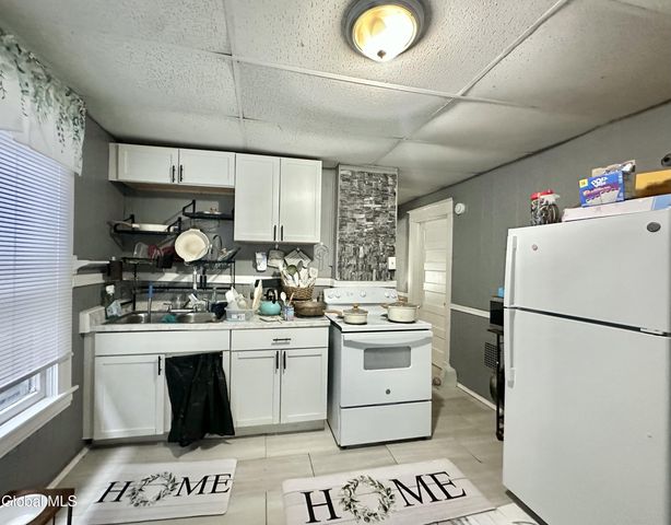 53 N Manning Boulevard, Albany, NY 12206