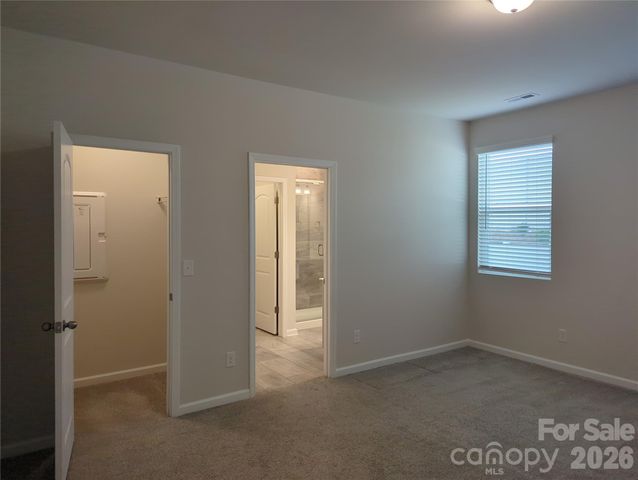 3206 Cheyney Park Drive, Charlotte, NC 28269