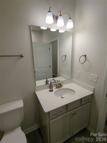 3206 Cheyney Park Drive, Charlotte, NC 28269