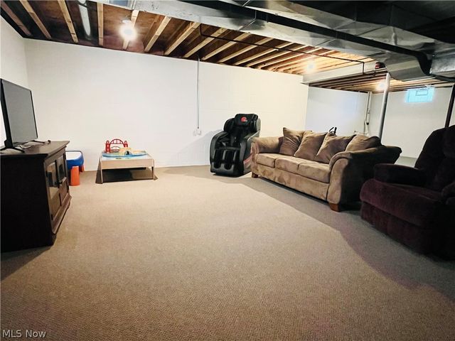 1205 E Mallard Drive, Madison, OH 44057