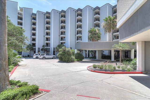 1000 N Station St 311, Port Aransas, TX 78373