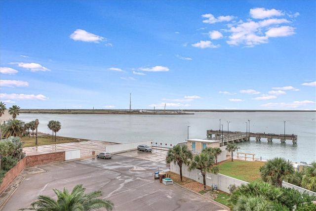 1000 N Station St 311, Port Aransas, TX 78373