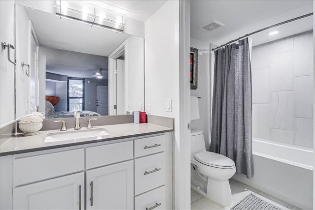 1000 N Station St 311, Port Aransas, TX 78373