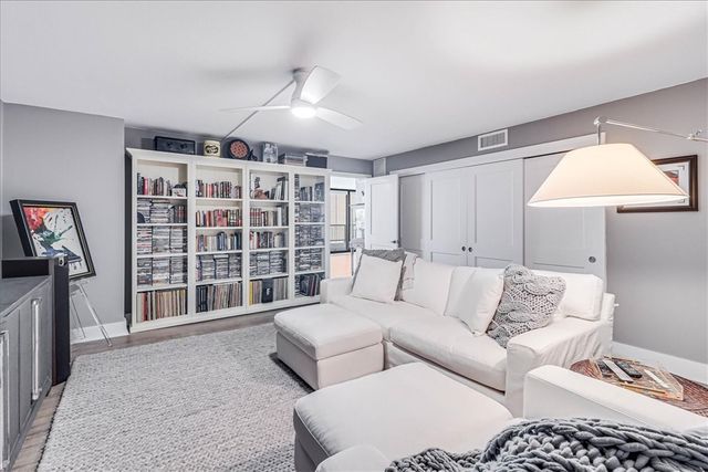 1000 N Station St 311, Port Aransas, TX 78373