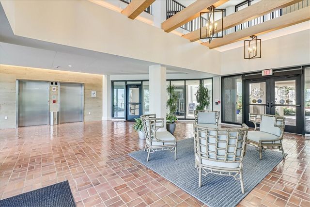 1000 N Station St 311, Port Aransas, TX 78373