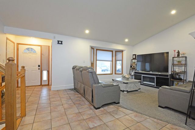 2813 232nd Lane NW, Saint Francis, MN 55070