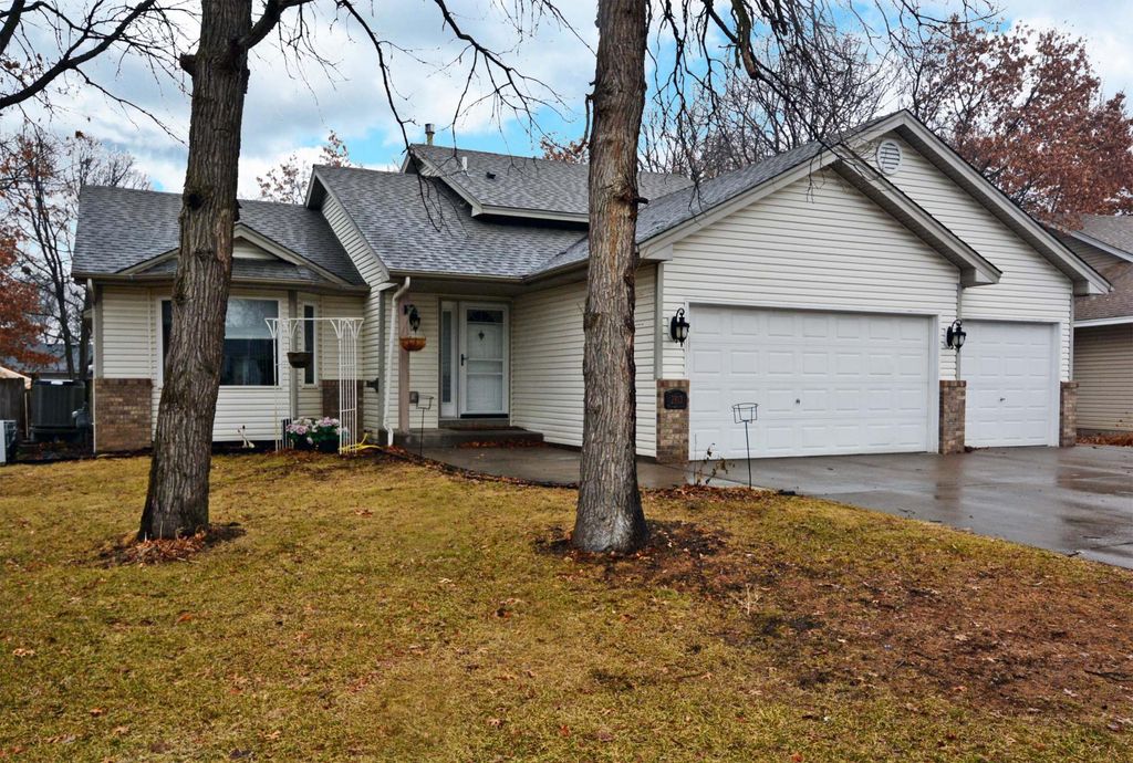 2813 232nd Lane NW, Saint Francis, MN 55070