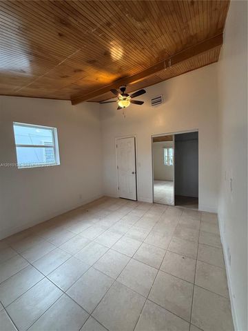 1619 Shenandoah St, Hollywood, FL 33020