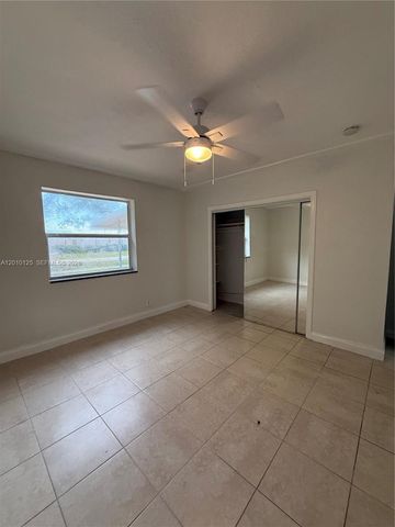 1619 Shenandoah St, Hollywood, FL 33020