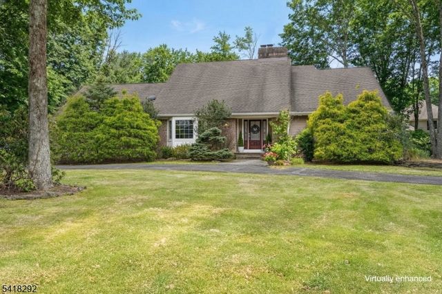 80 Shawnee Path, Long Hill Twp., NJ 07946