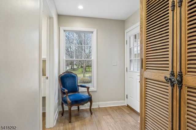 80 Shawnee Path, Long Hill Twp., NJ 07946