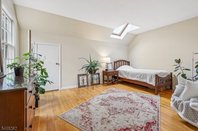 80 Shawnee Path, Long Hill Twp., NJ 07946