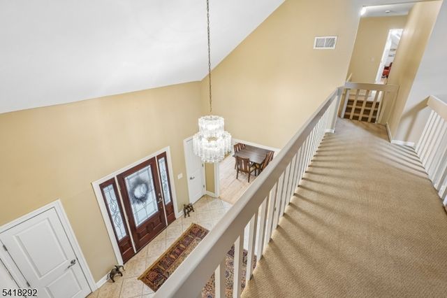80 Shawnee Path, Long Hill Twp., NJ 07946