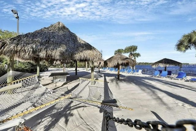 706 GRAN BAHAMA BOULEVARD 706, Davenport, FL 33897