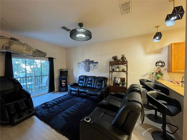 706 GRAN BAHAMA BOULEVARD 706, Davenport, FL 33897