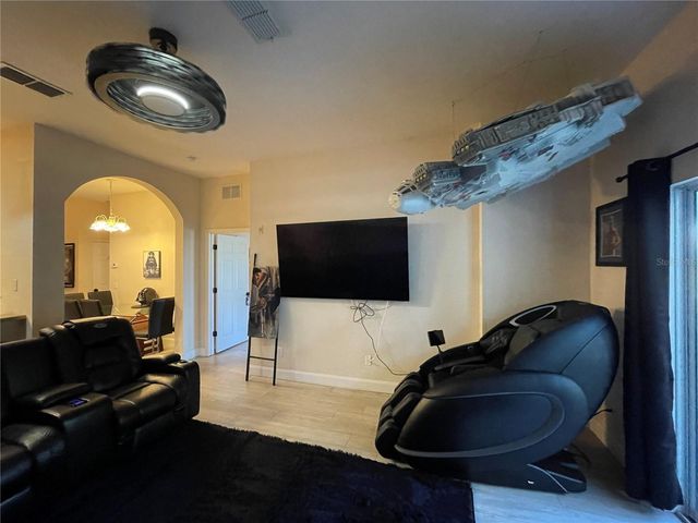 706 GRAN BAHAMA BOULEVARD 706, Davenport, FL 33897