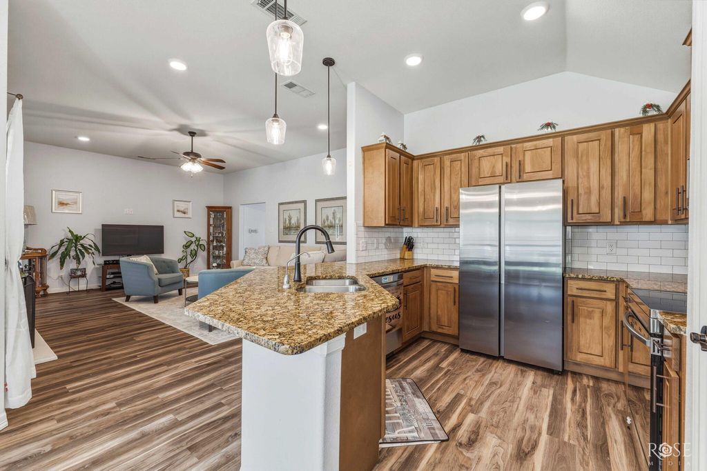 Image 14 of property listing at 1945 Chesney Lane, San Angelo, TX 76904