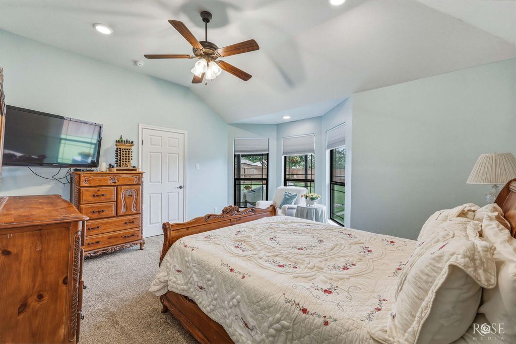 Image 18 of property listing at 1945 Chesney Lane, San Angelo, TX 76904