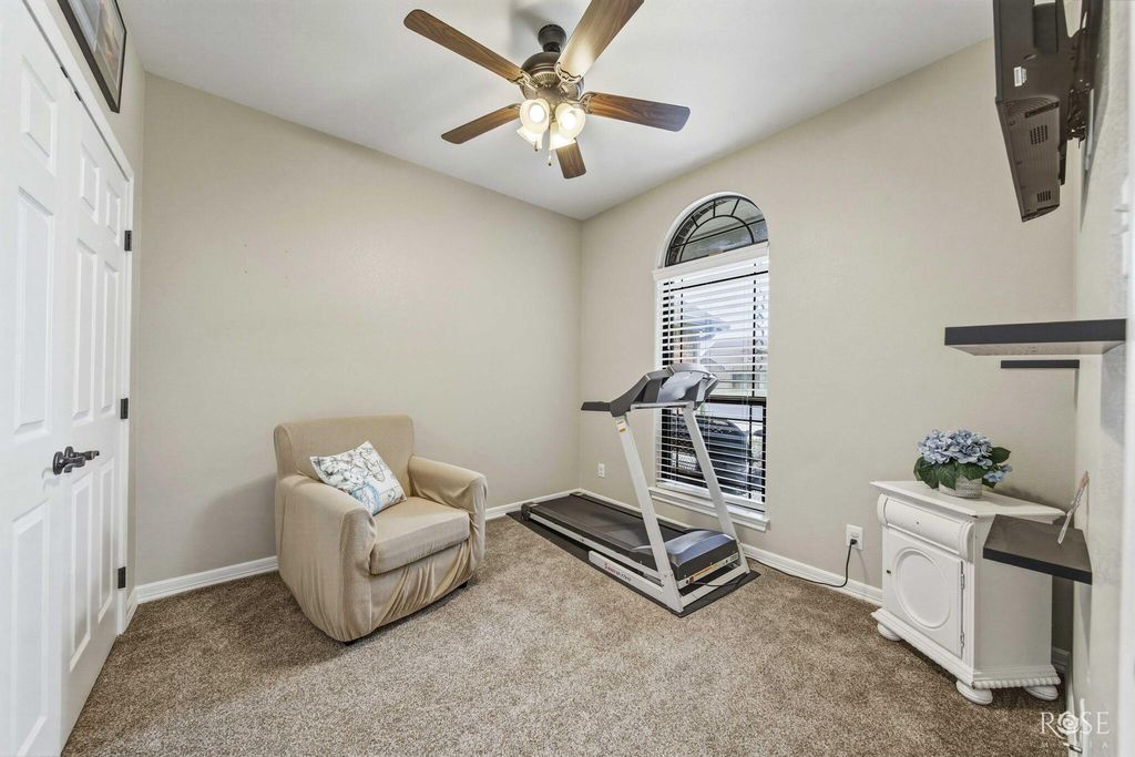 Image 26 of property listing at 1945 Chesney Lane, San Angelo, TX 76904