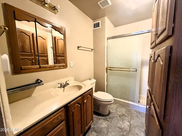 16401 N 37TH Place, Phoenix, AZ 85032