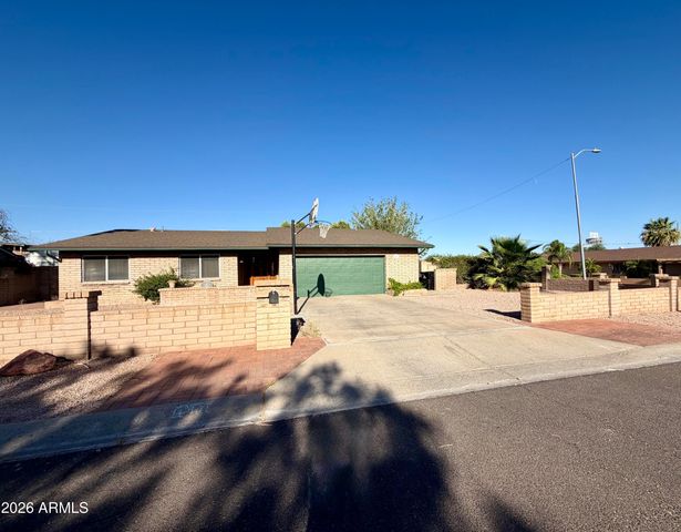 16401 N 37TH Place, Phoenix, AZ 85032