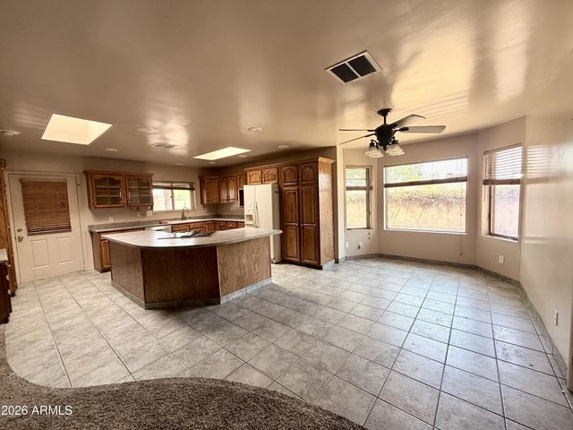 16401 N 37TH Place, Phoenix, AZ 85032