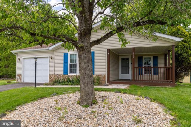 161 GROUSE CIR, New Hope, PA 18938