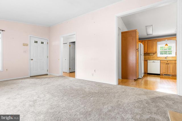 161 GROUSE CIR, New Hope, PA 18938