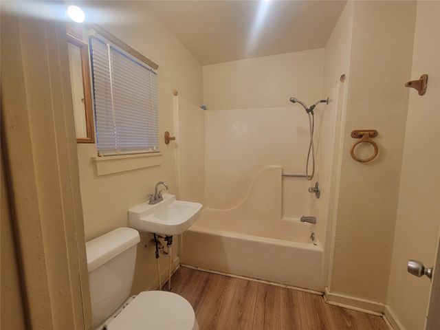 1910 Ursuline 3, Galveston, TX 77550