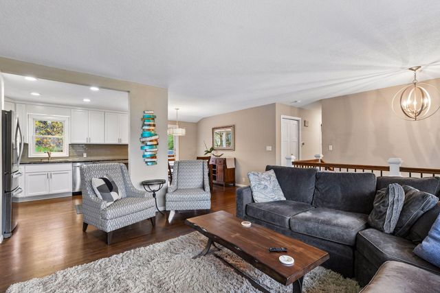 8317 Beard Road, Bloomington, MN 55431
