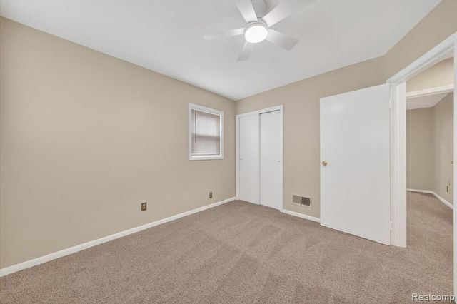 28901 W Chicago Street, Livonia, MI 48150